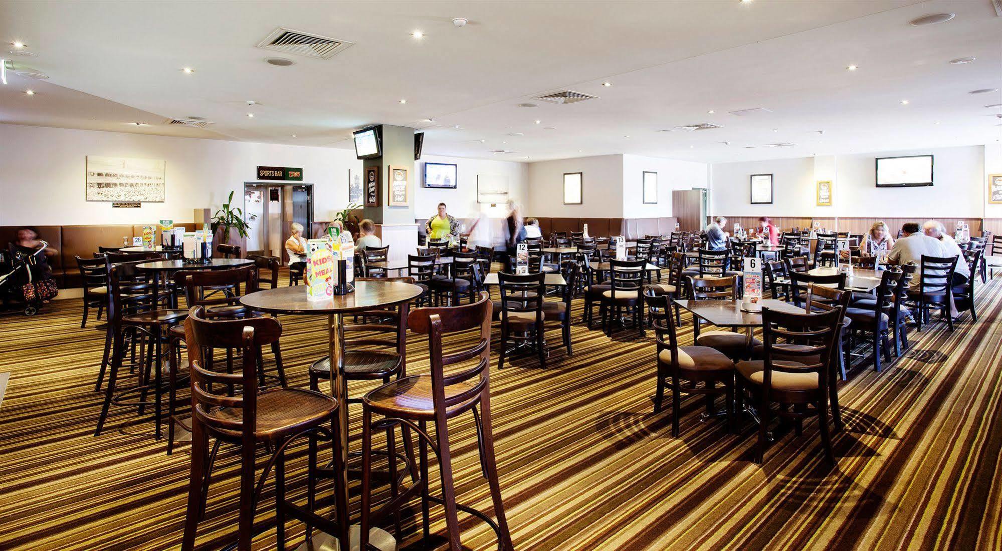 Nightcap At Dalrymple Hotel Townsville Bagian luar foto