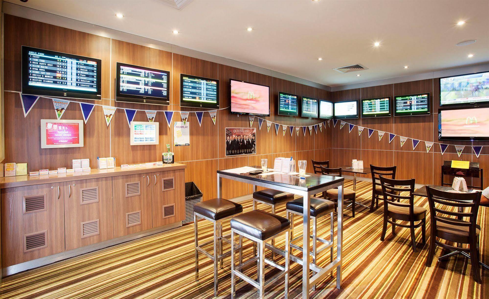Nightcap At Dalrymple Hotel Townsville Bagian luar foto